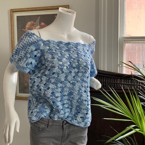 HANDMADE knit crochet top in shades of blue - Picture 7 of 8